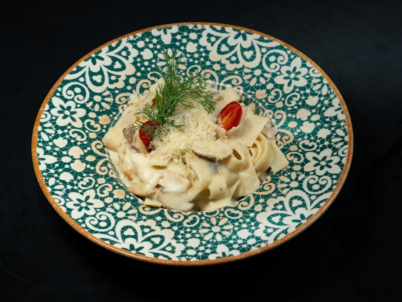 فيتوشيني بالدجاج